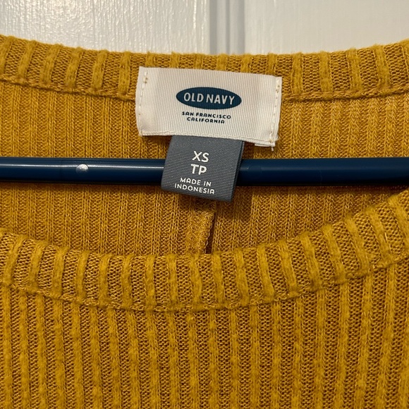 Ribbed mustard long sleeve tee - Picture 2 of 5
